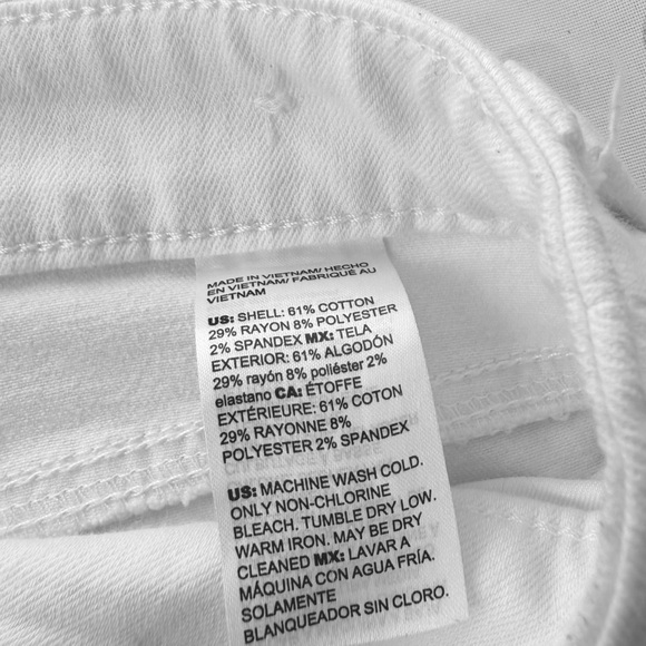 Chico's White Girlfriend Slim Leg Crop Pants size 10 - Picture 4 of 5